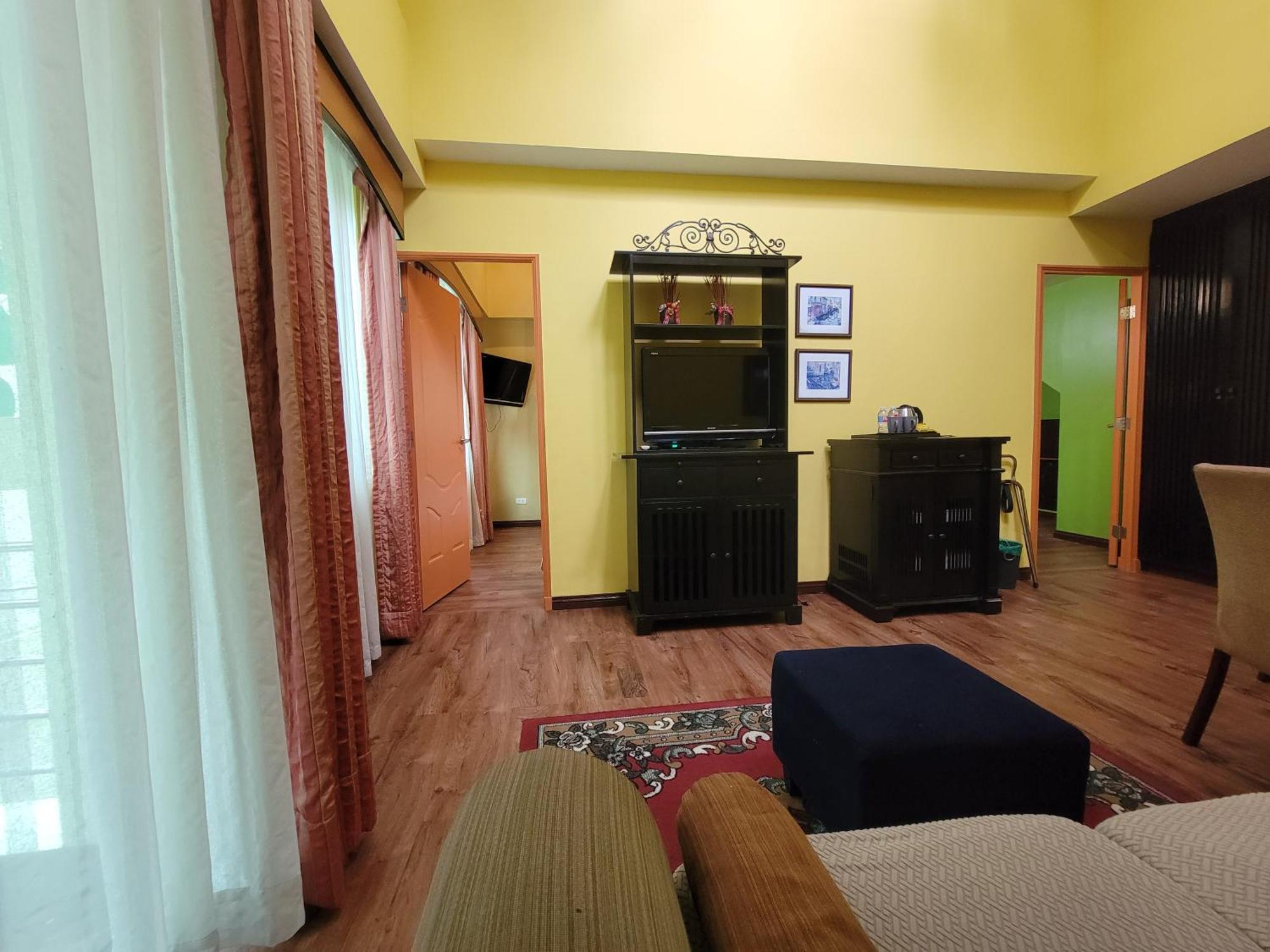 Lee Boutique Hotel Tagaytay Тагайтай Экстерьер фото