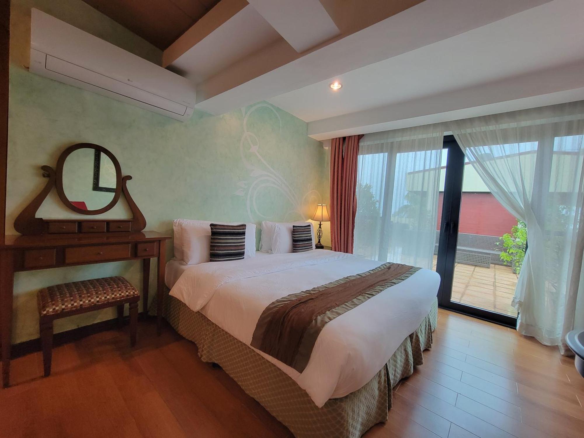 Lee Boutique Hotel Tagaytay Тагайтай Экстерьер фото